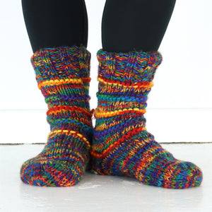 Chaussettes pantoufles en laine tricotées à la main doublées - côte arc-en-ciel sd