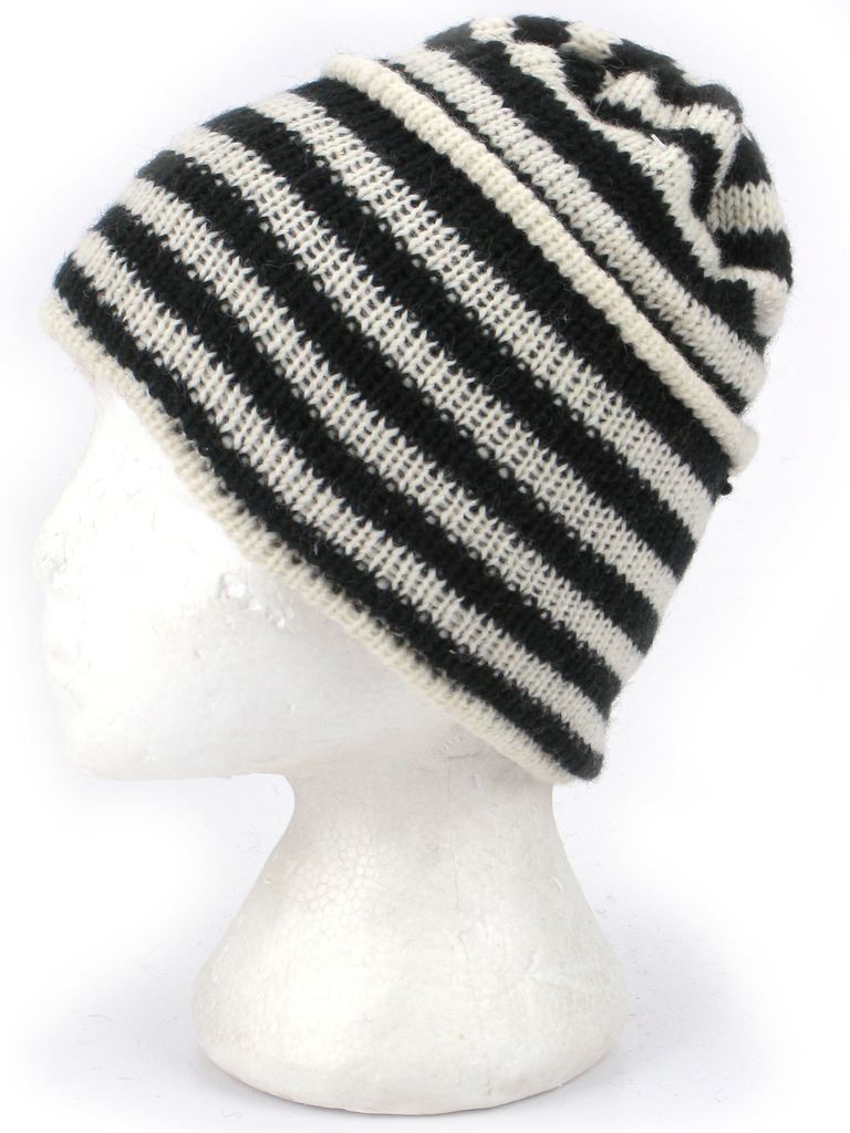 Wool Knit Ridge Beanie Hat with Fleece Lining - White & Black