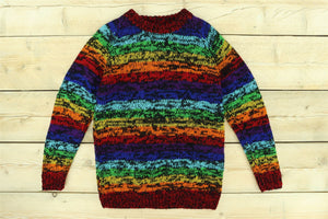 Handgestrickter Wollpullover – gestreift, schwarzer Regenbogen, SD