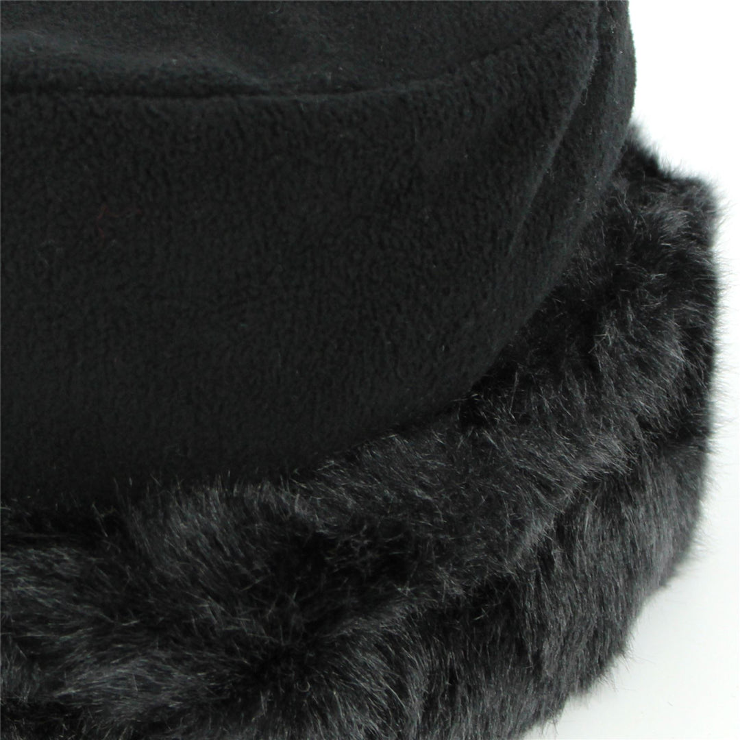 Fleece Hat with a Faux Fur cuff - Black