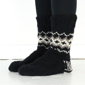 Chaussettes pantoufles en laine tricotées à la main doublées - fairisle noir