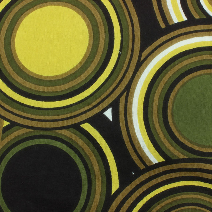 Tailored Fit Short Sleeve Shirt - Retro Circles