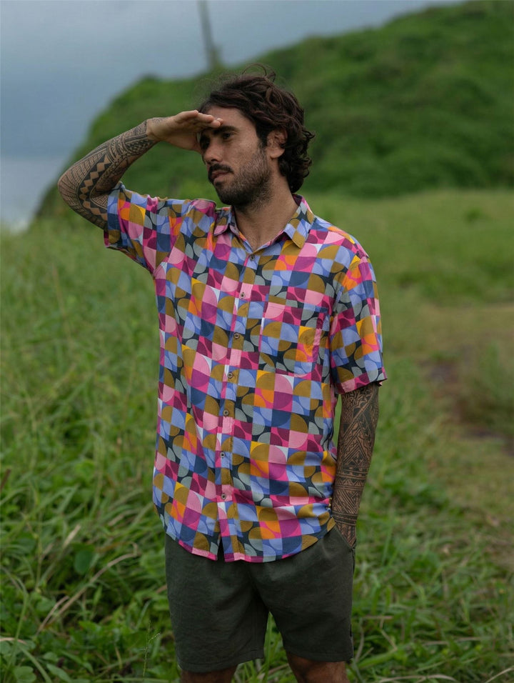 Regular Fit Short Sleeve Shirt - Disco Geo