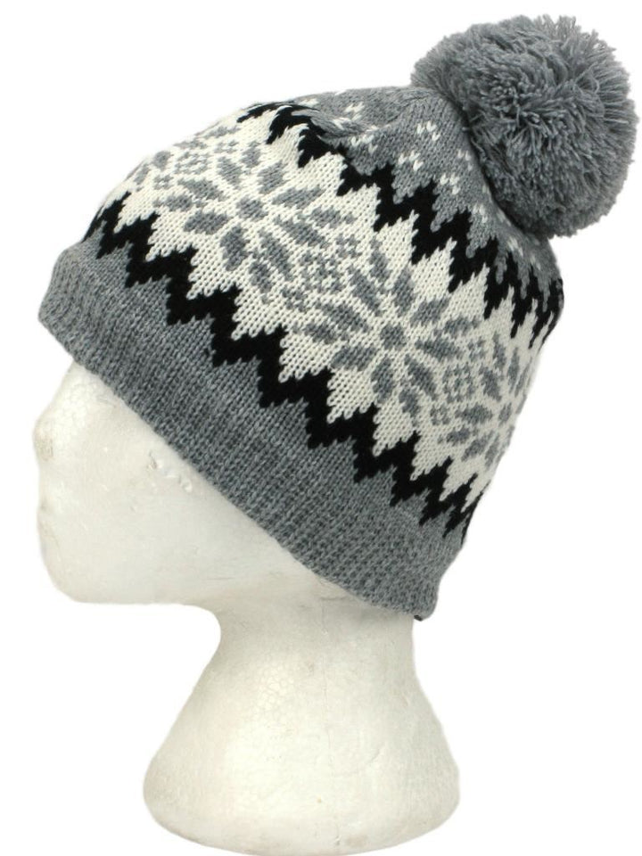 Fine knit fairisle pattern beanie bobble hat with fleece lining - Grey