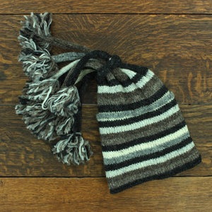Chapeau de gland de fontaine de bonnet tricoté à la main - rayure naturelle