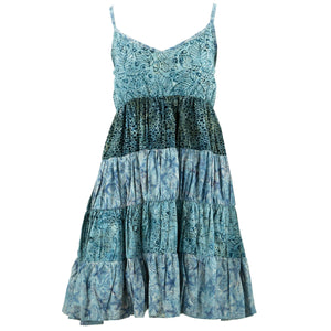 Robe d'été Tier drop - batik mélangé bleu foncé