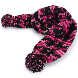 Echarpe en grosse laine tricotée - pied de poule rose