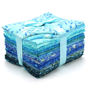 Faisceaux de tissus pré-coupés en batik de coton - gros quart - ardoise bleue