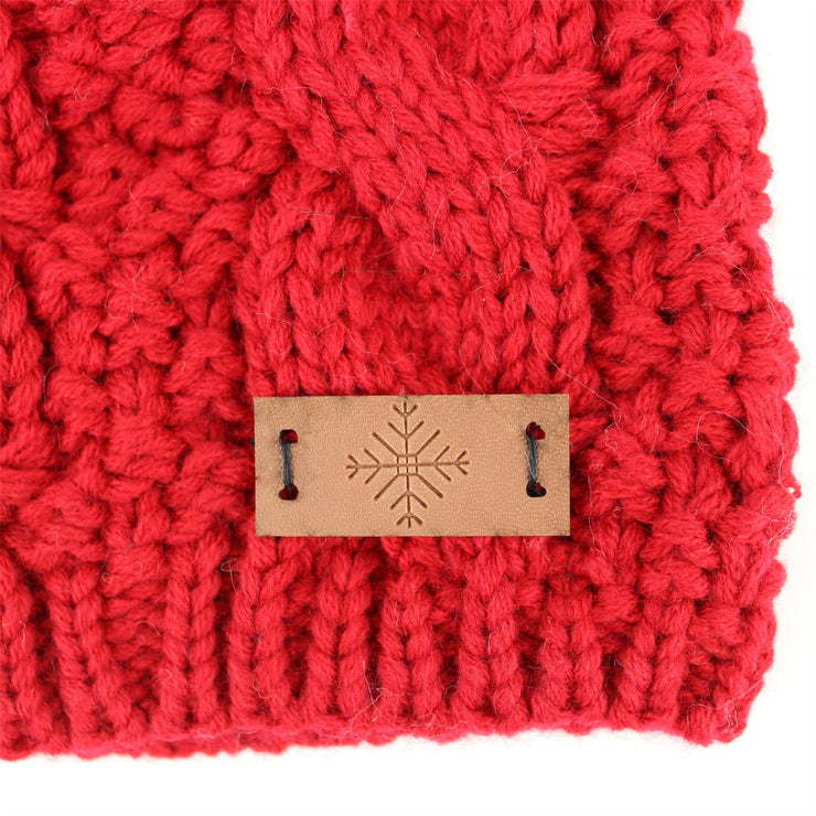 Cable knit beanie hat with faux fur bobble - Red