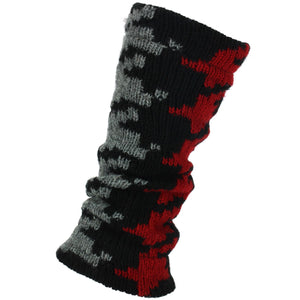 Grobstrick-Beinstulpen aus Wolle – roter Hahnentrittmuster