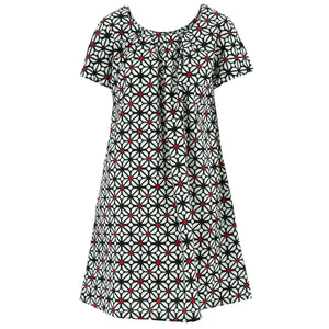 Fließendes Kleid mit Taschenfalten – quadratische Knospe