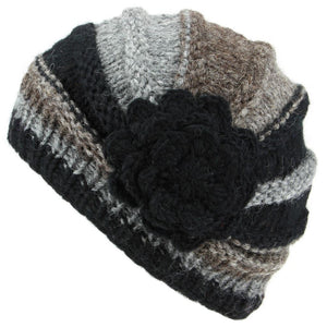 Kvinder Chunky Uld Strik Skalformet Beanie Hat med Side Flower - Sort