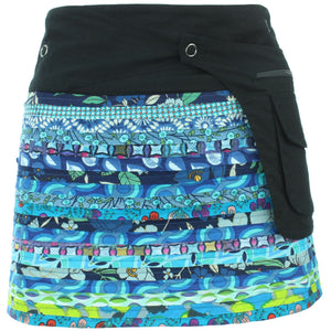 Vendbar mini-nederdel med trykknapper - blå patch-strimler / diamantblok