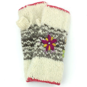 Manchettes en tricot de laine - fleur - crème
