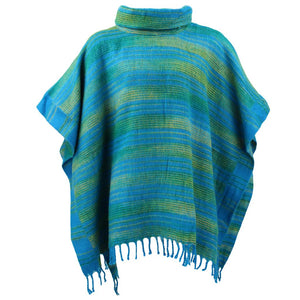 Quadratischer Poncho mit Kapuze – Türkis