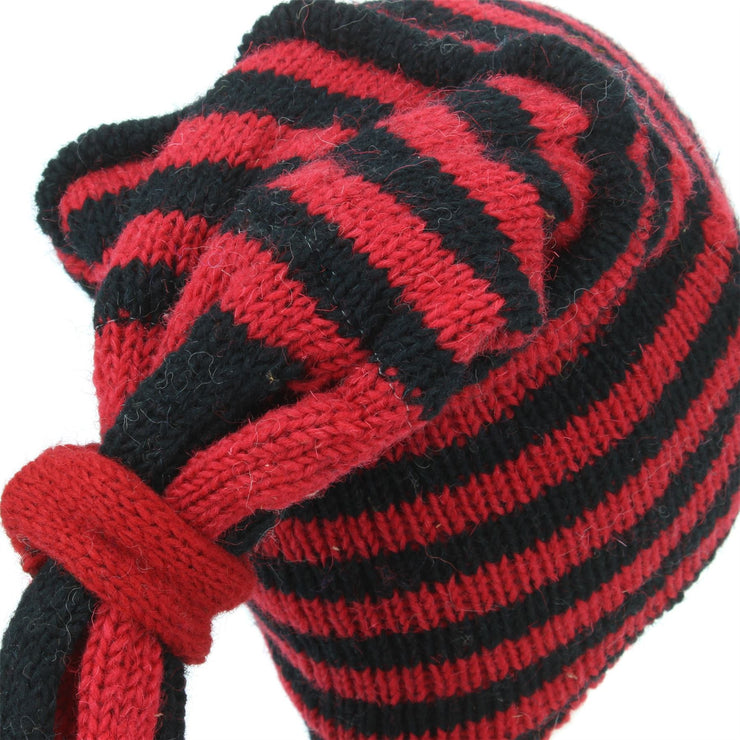 Wool Knit 'Fountain' Tassels Beanie Hat - Red & Black